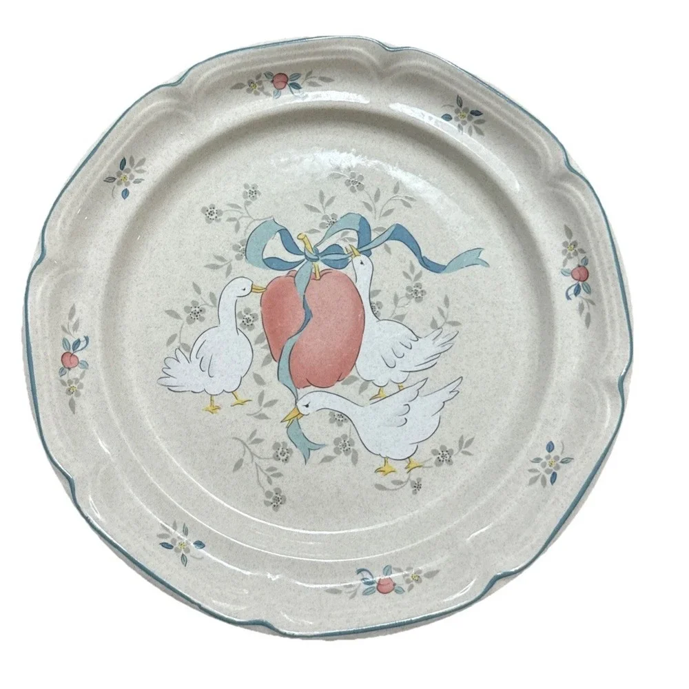 Vintage Marmalade International China Geese /Apple Stoneware 11in Dinner plate